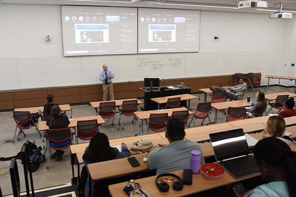 Professor Craig Goodman teaching a class.