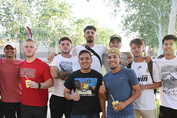 /media/uhv/liberal-arts-and-social-sciences/images/Solo-600x400-22.jpg